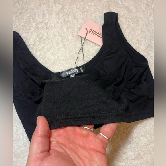 NWT Misguided cropped tank top - Picture 3 of 4